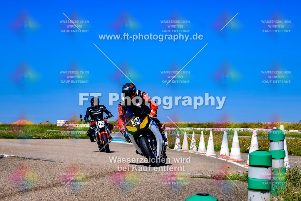 034-2822 | Hier findet Ihr Bilder von Touristenfahrten auf der Nürburgring Nordschleife oder von anderen Veranstaltungen die ich besucht habe. Viel Spass beim Durch Schauen 