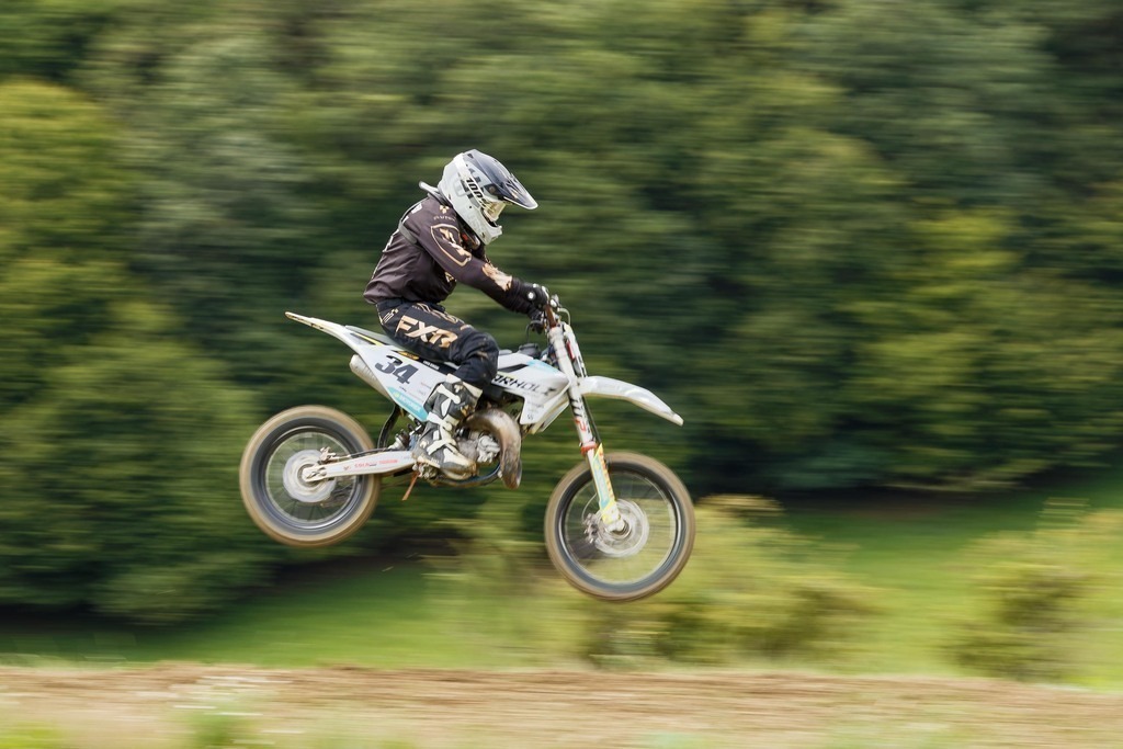 Motocross_Gerstetten_250802_6726 | Fotopresso – Sportfotografie in Heidenheim & Umgebung. Professionelle Sportfotografie für unvergessliche Momente. Dynamische Action-Shots, emotionale Szenen & hochwertige Bilder. - Realisiert mit Pictrs.com