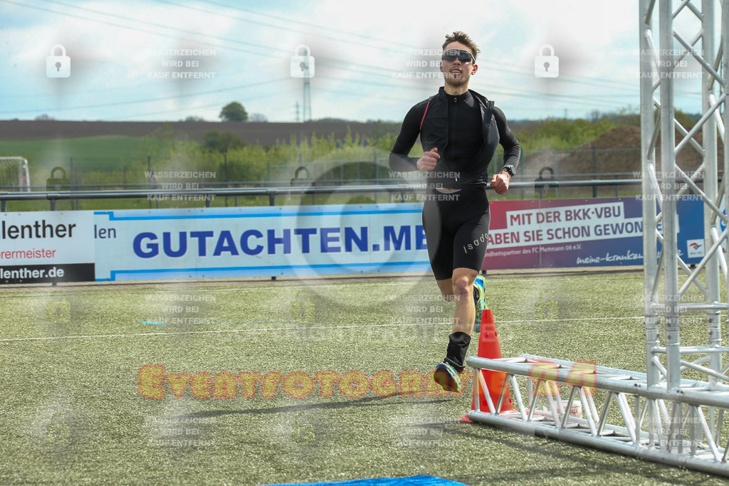 240421_1156_EX1_1374 | Sportfotografie im Rhein-Sieg Kreis, Köln, Bonn, NRW, Rheinland Pfalz, Hessen, etc. Unser Tätigkeitsfeld umfasst den Laufsport vom Volkslauf über den Marathon, Duathlon, Triathon bis zum Ultralauf wie Kölnpfad Ultra oder Schindertrail.