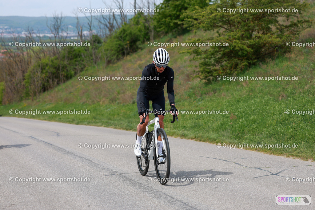 600_AR6_0547 | Neusiedlersee Radmarathon 2026@sportshot_your_pictrs #yourpictures#roadtowm2029 #nrm #neusiedlerseeradmarathon #neusiedlersee #neusiedlerseetourismus #burgenland #mörbisch #nrm26 #burgenlandtourismus #voglundco #poweredbyburgenlandtourismus #radsport #rad #marathon #ucigranfondo #visitburgenland #ucigranfondoworldseries