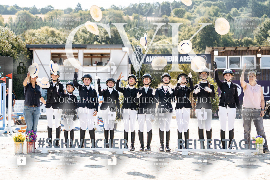 CK904916 | Turnierfotografie Pferdefotografie Trier Rheinland-Pfalz Pferdesport Reitsport Tierfotografie Sportfotografie Pferdevideo Pferdevideografie Equestrianvideography equestrianphotography  - Realisiert mit Pictrs.com