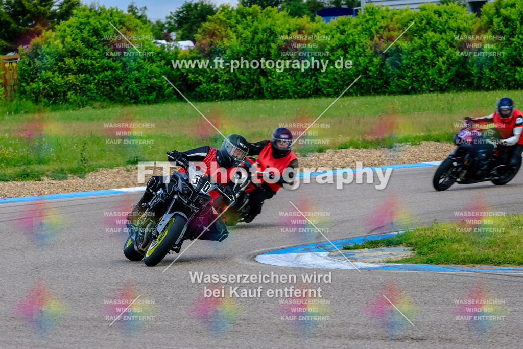 MotoTeam-9125 | Hier findet Ihr Bilder von Touristenfahrten auf der Nürburgring Nordschleife oder von anderen Veranstaltungen die ich besucht habe. Viel Spass beim Durch Schauen 