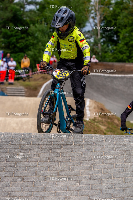 BayBMX2026-06585 | Fotogalerie von Thomas Dettweiler mit Eventbildern und lizenzfreien Fotos. Perfekt als Wandbild, für Büro, Website oder private Nutzung. - Realisiert mit Pictrs.com
