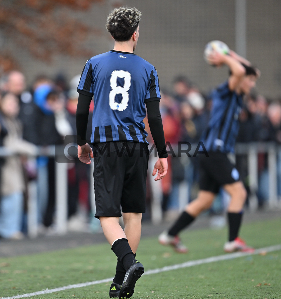 Fussball I Herren I Saison 2025-2026 I Bundesliga I 6. Spieltag I Eintracht Frankfurt - FC Bayern München  | MWMARA - Realisiert mit Pictrs.com