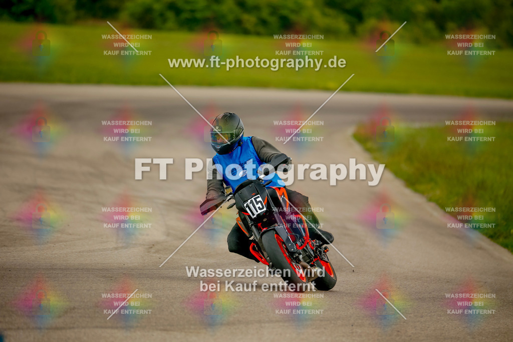 _MOT2420 | Hier findet Ihr Bilder von Touristenfahrten auf der Nürburgring Nordschleife oder von anderen Veranstaltungen die ich besucht habe. Viel Spass beim Durch Schauen 