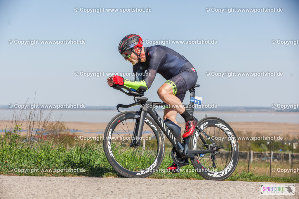 007A7141 | Rund um das Thema Sport-Event-Fotografie & individuelle Teilnehmerfotos. Jeder Teilnehmer wird fotografiert.