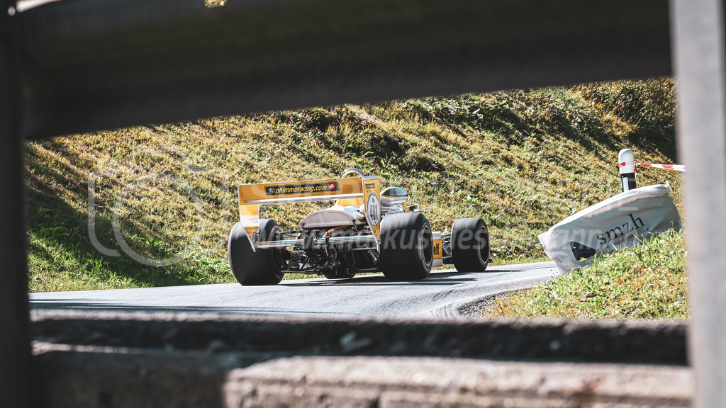 19. Arosa ClassicCar 2023 - 2. September 2023 | 19. Arosa ClassicCar 2023
Arosa, Schweiz
Amweg Thomas aus Ammerswil mit der Startnummer 401 in einem Ralt RT 1, Jahrgang 1978, in der Klasse Competition Formula.
@arosaclassiccar, @arosa.official, #arosaclassiccar, #arosa, #76curves, #classiccar
Bild: Sportfotografie Markus Aeschimann | www.markus-aeschimann.ch - Realisiert mit Pictrs.com