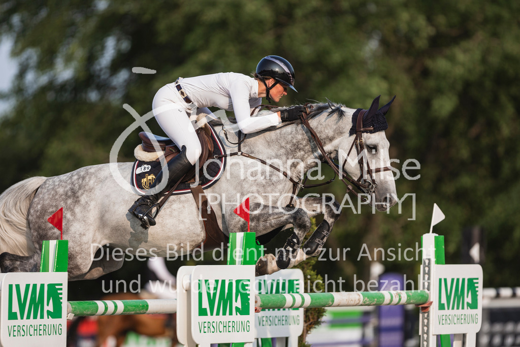 250531_MayDays_2Ph-S1-559 | Deine schönsten Turniermomente als professionelle Fotos! Entdecke hochwertige Pferdesport-Fotografie im Online-Shop. Jetzt Fotos finden & bestellen!