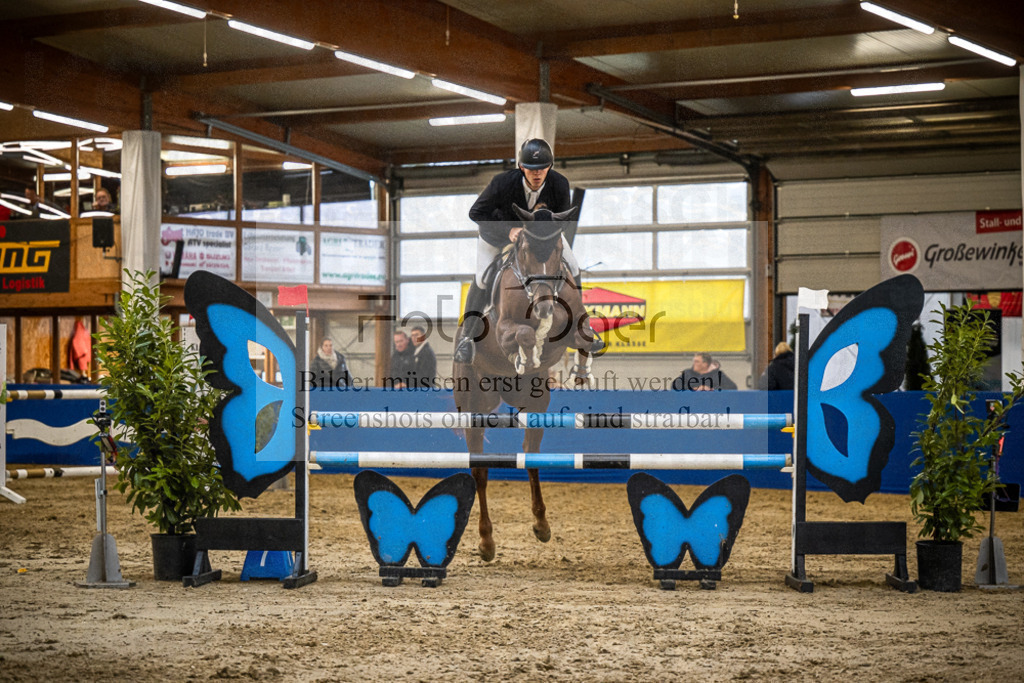 DOS_B1104 | Entdecke hochwertige Reitturnierfotos von Foto Oger. Professionell, emotional und authentisch – jetzt Lieblingsmomente im Shop bestellen.Deutschlandweite Turnierfotografie. - Realisiert mit Pictrs.com