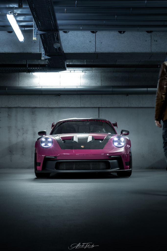 911 GT3 RS Sternrubin Neo | Entdecken Sie die faszinierende Welt von Alexander Tschuncky Arts: Kreative Fotografie, atemberaubende Automobilkunst und hochwertiger Bilderdruck. Lassen Sie sich inspirieren! - Realisiert mit Pictrs.com