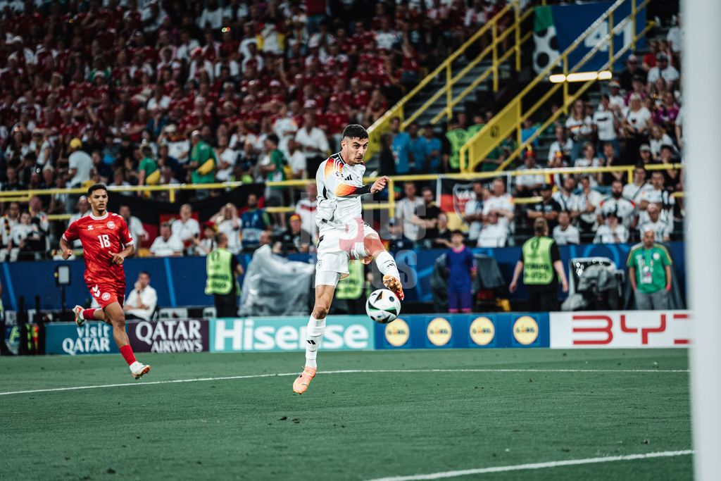 Fußball | Herren | UEFA-Fußball-Europameisterschaft 2024 | Achtelfinale | Deutschland vs. Dänemark | 29.06.2024 | Kai Havertz (#7, Deutschland) beim Schuss