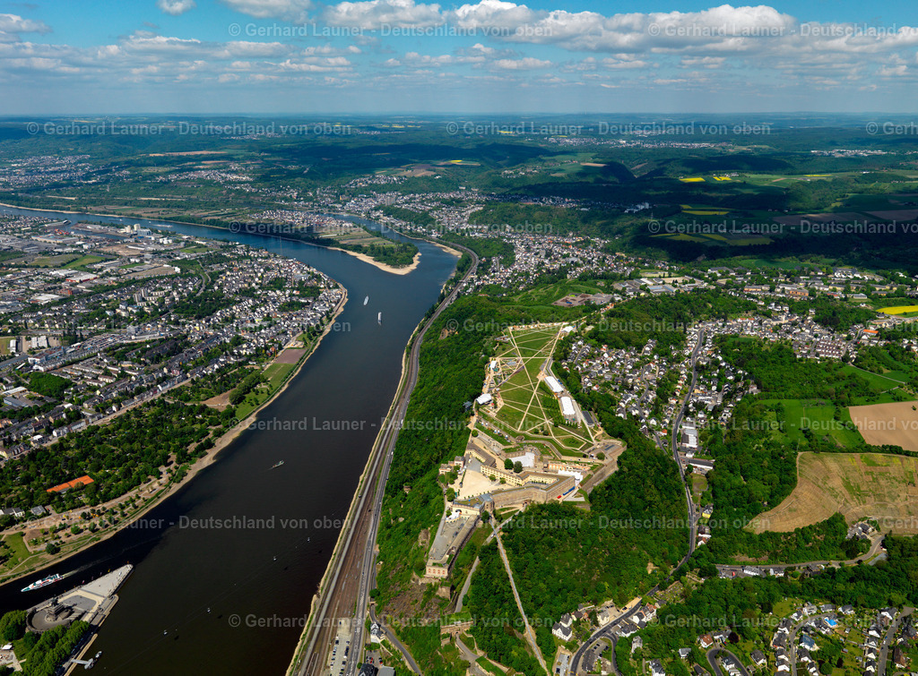 3117083 | Rhein bei Koblenz und Gelände der Bundesgartenschau 2011, Koblenz, Niederberg, Festung Ehrenbreitstein