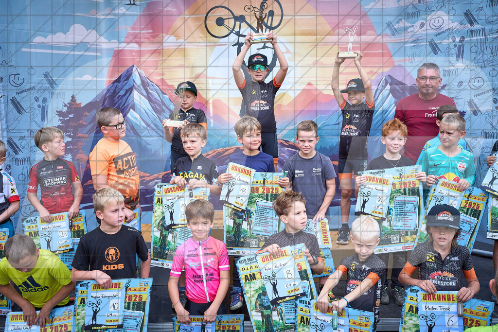 Betriebszentrum Laubenbachmühle, Frankenfels, Österreich - 13. September 2025: Dirndltal Race - Kids Race - SiegerehrungFotograf: Martin Bihounek / martinbihounek.com | 13. September 2025 Betriebszentrum Laubenbachmühle, Frankenfels, Österreich : Dirndltal Race - Kids Race - Siegerehrung •••••Photo by: Martin Bihounek / martinbihounek.comInsta: @martinbihounekcom