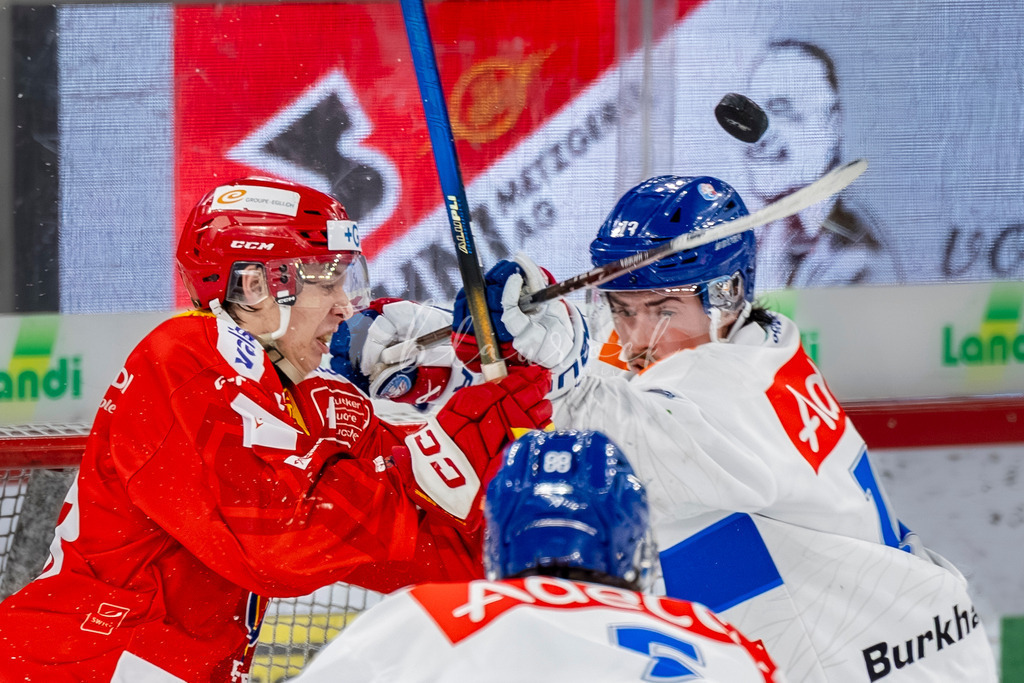 EHCB vs GCK 20260104-7770 | Sportbilder, Sportfotograf, Hochzeits- und Eventfotografin, Flugshows, Portraits und Tiershooting, Aviation, Downhill, Nationalleague, Swissleague, International