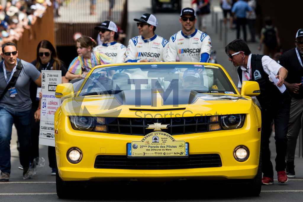 Trainproduction-20230609-0008 | LE MANS,FRANCE,09.Jun.23 - MOTORSPORTS - WEC, FIA World Endurance Championships, 24 Hours of Le Mans, Circuit de la Sarthe, drivers parade. Photo: Trainproduction / Matthias Trinkl
