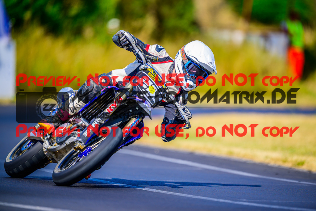 MaZZes_Fotomatrix_20250704_6007705_9713 | GELB