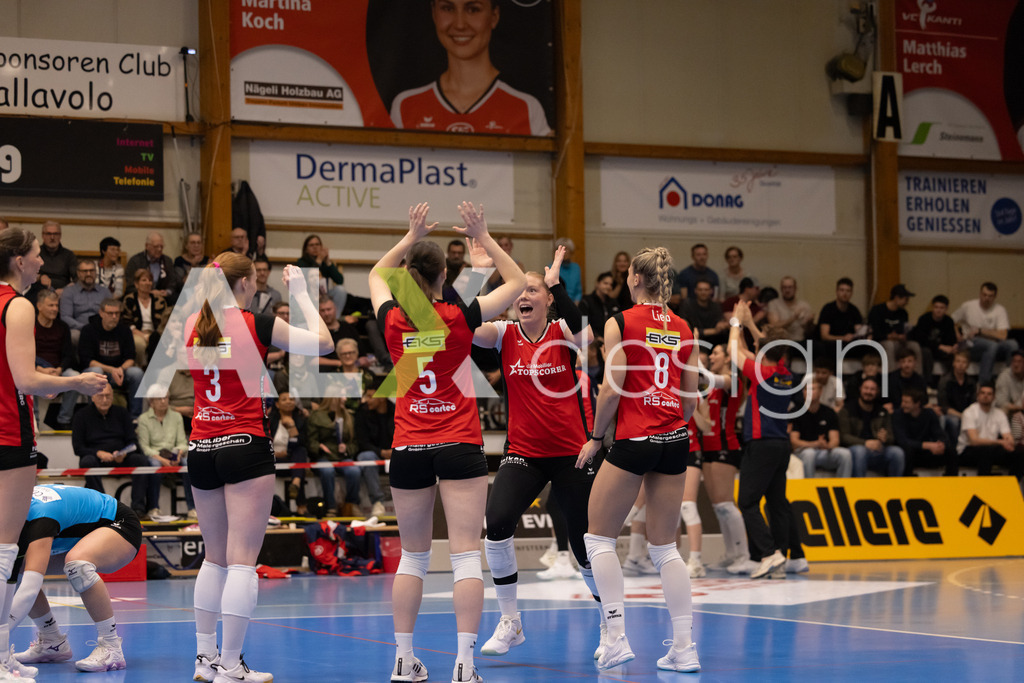 Volleyball I Frauen I Saison 2025-2026 I Volleyball NLA | Women I 1/2 Finals I  VC Kanti Schaffhausen - Sm'Aesch Pfeffingen I 18.03.2026 | 9 Jordan Lockwood (USA) (VC Kanti Schaffhausen) – Diagonal - Realisiert mit Pictrs.com