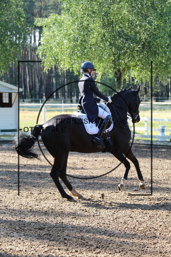 IMG_5917 | franziskalange - Realisiert mit Pictrs.com