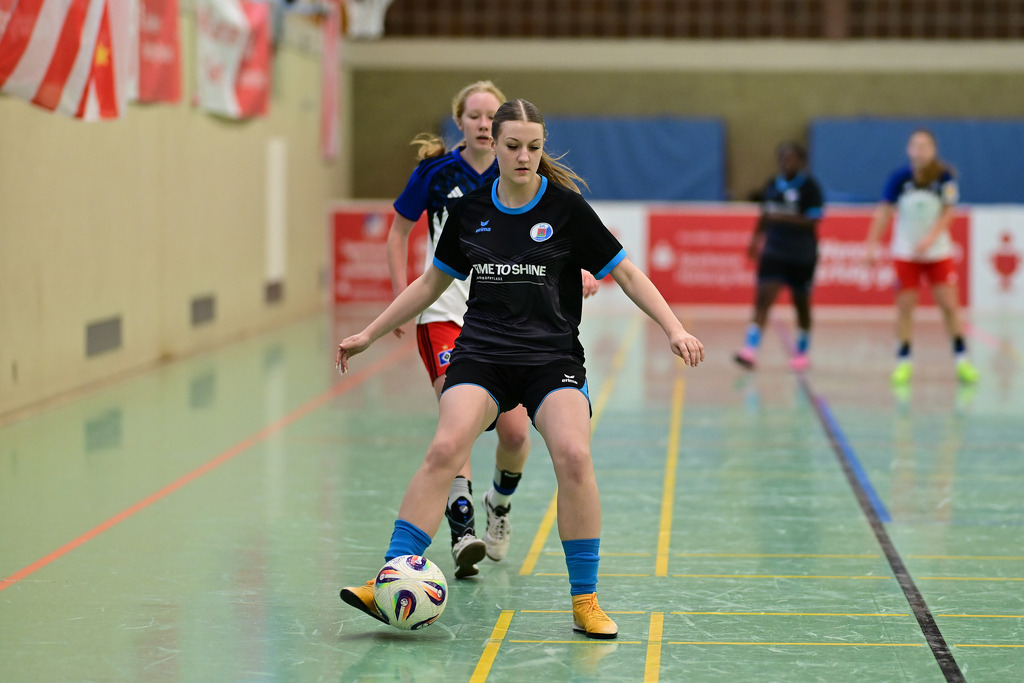 Fußball I Juniorinnen I Saison 2025-2026 I Hallenmasters U15+U17 | Der Sportfotograf. - Realisiert mit Pictrs.com