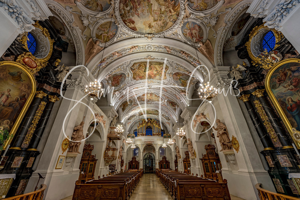 Maria Hilf Kirche Amberg in der Blauen Stunde | simonsuess - Realisiert mit Pictrs.com