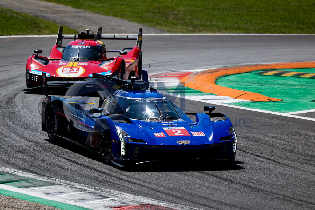 Trainproduction-20230709-0010 | MONZA,ITALY,09.Jul.23 - MOTORSPORTS - WEC, FIA World Endurance Championships, 6h of Monza, Autodromo Monza. Image shows Earl Bamber (NZL), Alex Lynn (GBR) and Richard Westbrook (GBR/ Cadillac Racing) and Alessandro Pier Guidi (ITA), James Calado (GBR) and Antonio Giovinazzi (ITA/Ferrari AF Corse).  Photo: Trainproduction / Matthias Trinkl