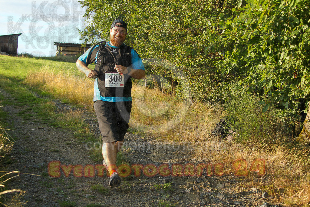 250801_1950_EV4_8895 | Sportfotografie im Rhein-Sieg Kreis, Köln, Bonn, NRW, Rheinland Pfalz, Hessen, etc. Unser Tätigkeitsfeld umfasst den Laufsport vom Volkslauf über den Marathon, Duathlon, Triathon bis zum Ultralauf wie Kölnpfad Ultra oder Schindertrail.