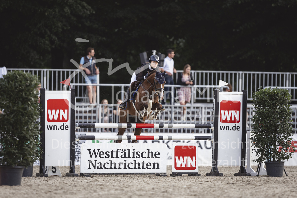 240829_TdS_PonyTrophy-209 | Deine schönsten Turniermomente als professionelle Fotos! Entdecke hochwertige Pferdesport-Fotografie im Online-Shop. Jetzt Fotos finden & bestellen!