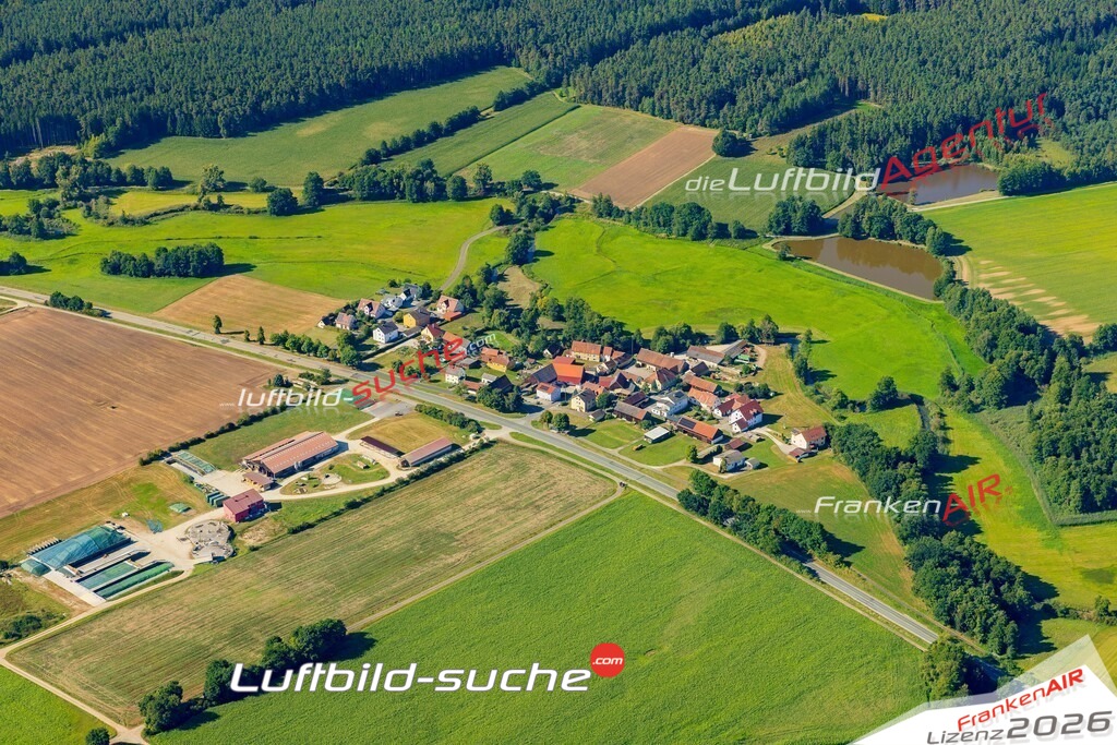 Schrägluftbild  Kötzersricht  Hahnbach - Das Luftbild wurde 2025 vom UL-Flugzeug heraus erstellt ( keine Drohne ) - Hochauflösende Luftaufnahme -Nicht vergleichbar mit Google Maps oder Satelittenbilder- Die Geschenkidee !Mit Lizenz und Bildrechte bestellbar
