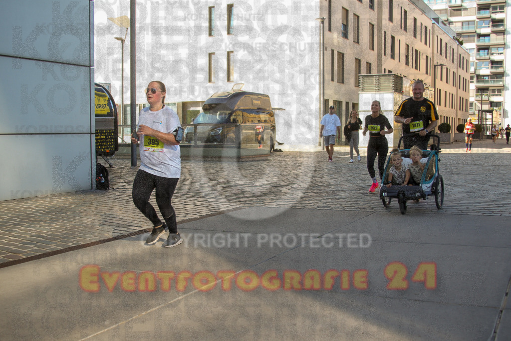 240921_1537_EV4_1977 | Sportfotografie im Rhein-Sieg Kreis, Köln, Bonn, NRW, Rheinland Pfalz, Hessen, etc. Unser Tätigkeitsfeld umfasst den Laufsport vom Volkslauf über den Marathon, Duathlon, Triathon bis zum Ultralauf wie Kölnpfad Ultra oder Schindertrail.