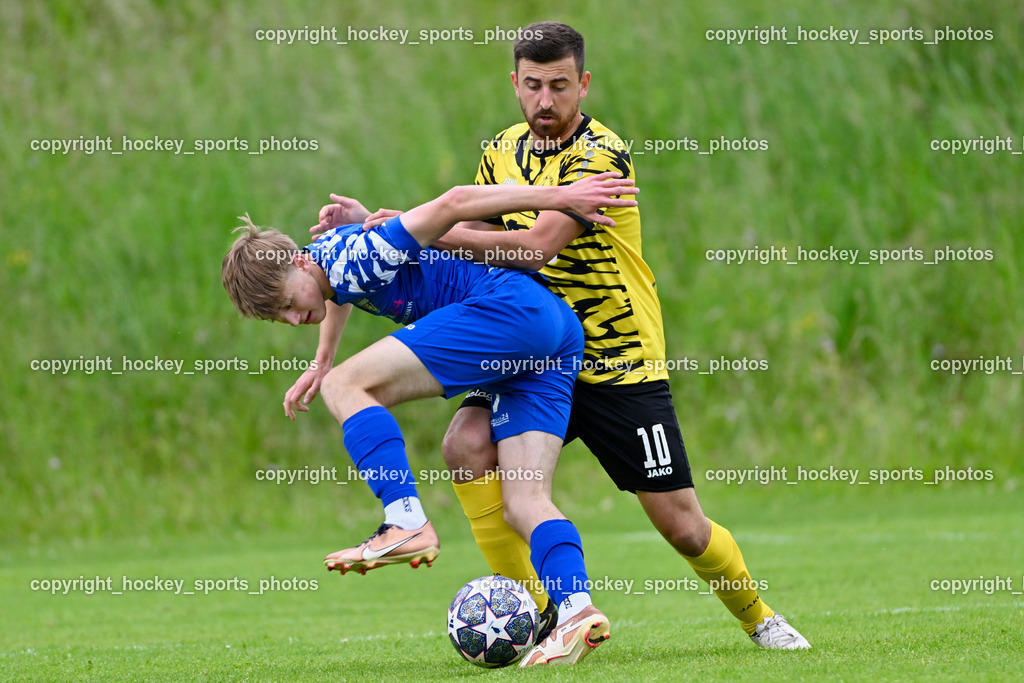 SV Wernberg vs. FC Faakersee | #17 Sandro Christopher Matschek SV Wernberg, #10 Marco Pehr FC Falkensee,  SV Wernberg vs. FC Faakersee, SV Wernberg vs. FC Faakersee am 01.06.2024 in Wernberg (Sportplatz Wernberg), Austria, (Photo by Bernd Stefan)