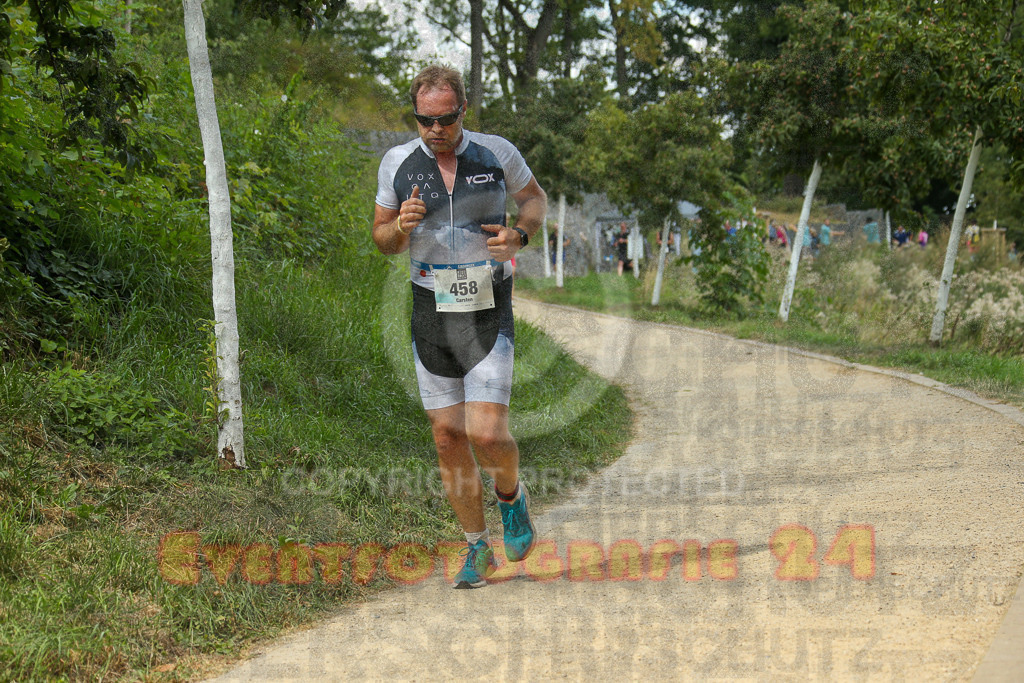 250824_1357_EX1_4392 | Sportfotografie im Rhein-Sieg Kreis, Köln, Bonn, NRW, Rheinland Pfalz, Hessen, etc. Unser Tätigkeitsfeld umfasst den Laufsport vom Volkslauf über den Marathon, Duathlon, Triathon bis zum Ultralauf wie Kölnpfad Ultra oder Schindertrail.