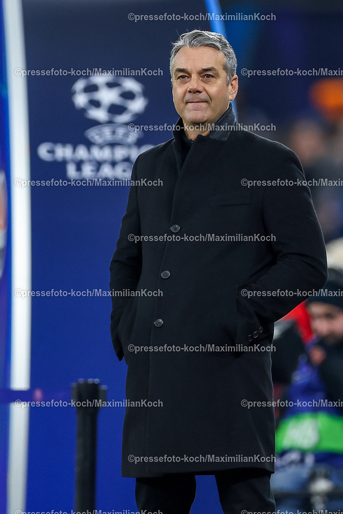 UCL10122402128 | 10.12.2024, Fußball, UEFA Champions League, Schachtar Donezk - FC Bayern München, Arena AufSchalke Gelsenkirchen, 8. Spieltag Saison 2024 2025: Cheftrainer Marino Pusic (Trainer Schachtar Donezk)DFB regulations prohibit any use of photographs as image sequences and or quasi-video.
