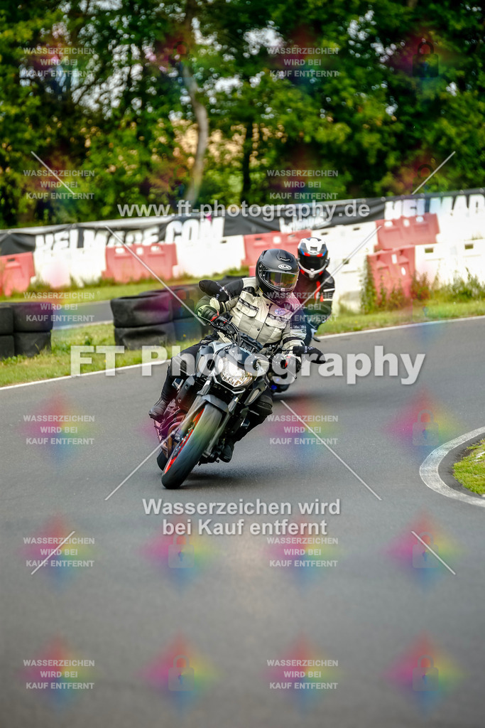 VBK-4571 | Hier findet Ihr Bilder von Touristenfahrten auf der Nürburgring Nordschleife oder von anderen Veranstaltungen die ich besucht habe. Viel Spass beim Durch Schauen 