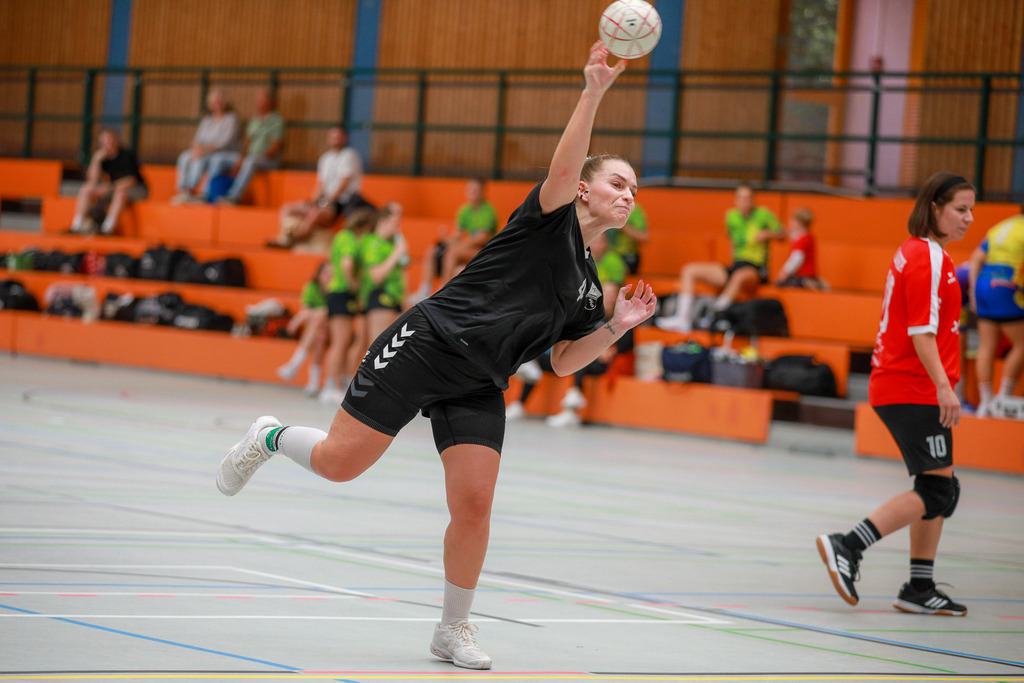 Rheinhausen-Lobberich_Plus_310825_057 | Bildergalerie von Sport-Ereignissen aber auch von weiteren spannenden Dingen - nicht nur vom Niederrhein. In Anlehnung an den bekannten Spruch von Hanns Dieter Hüsch heißt das Motto: "Niederrhein ist überall".  - Realisiert mit Pictrs.com