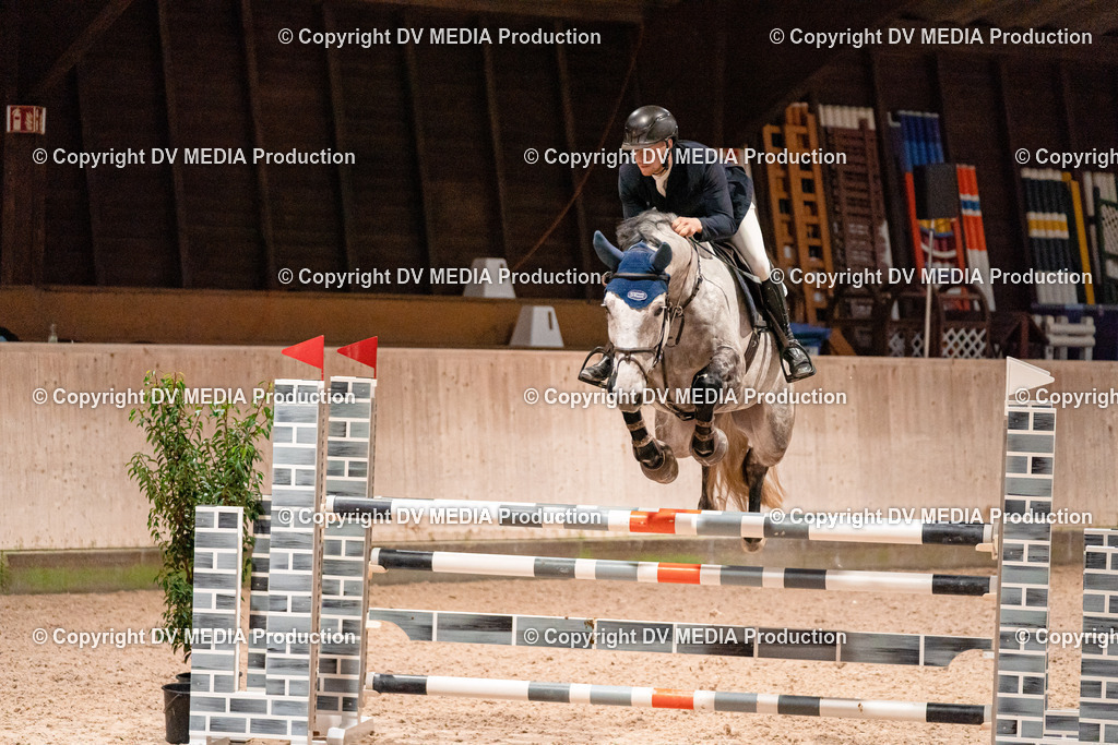 Springen Tag 1-942 | dv-media-shop - Realisiert mit Pictrs.com