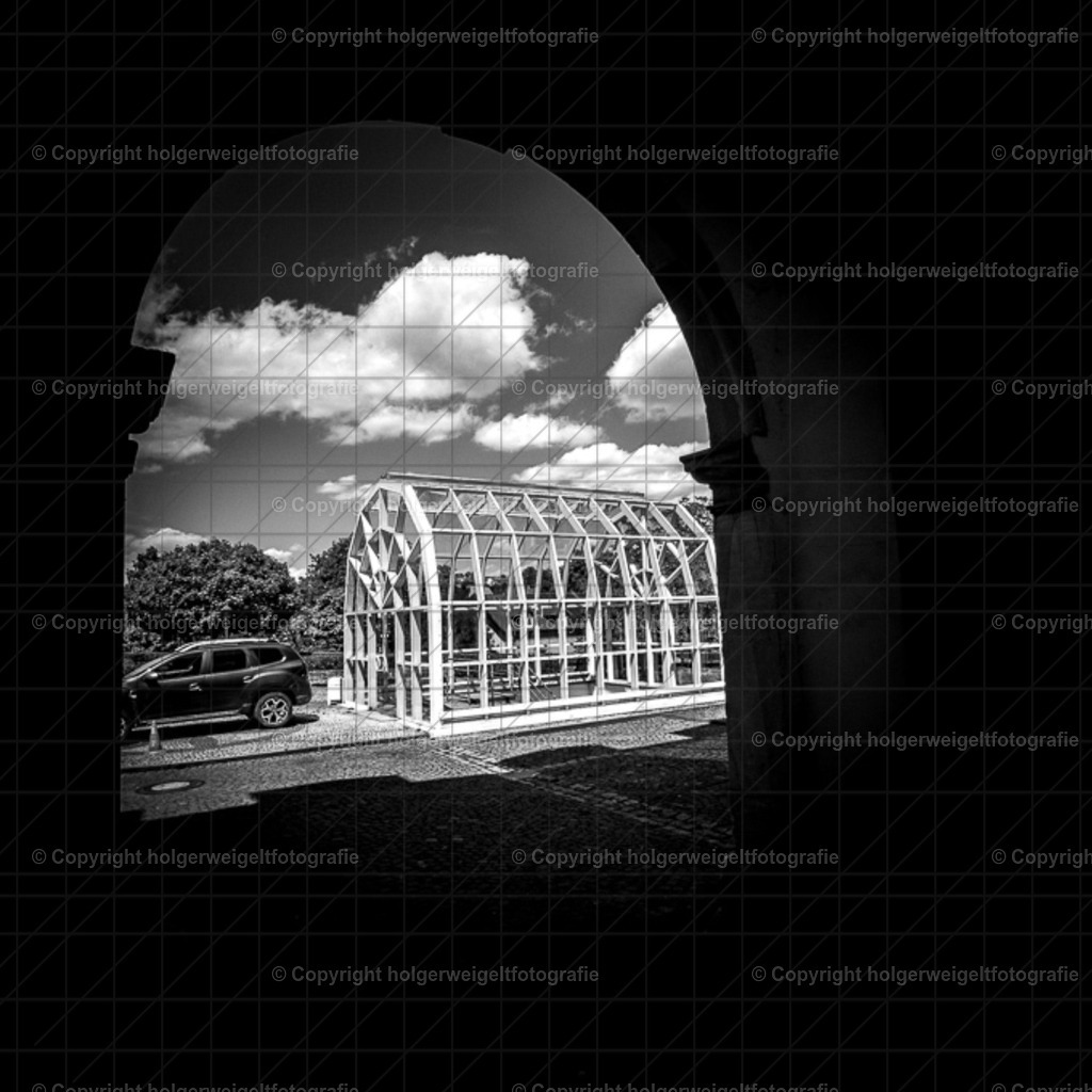 Hof | Mainzer Schloss - Realisiert mit Pictrs.com