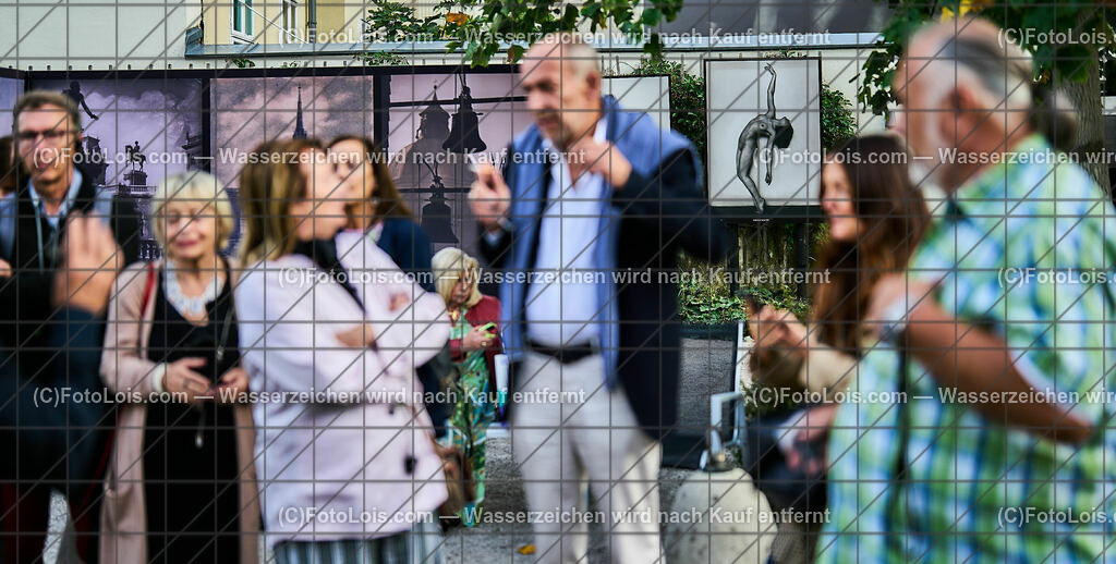 ALP6330_TdBerufsfotografie_Baden_Ausstellung Koppitz | (C)FotoLois.com, Alois Spandl, Tage der NÖ Berufsfotografie in Baden, Rundgang durch die Ausstellung Rudolph Koppitz mit Kunsthändler und Galerist Johannes Faber, Fr 6. Oktober 2023.