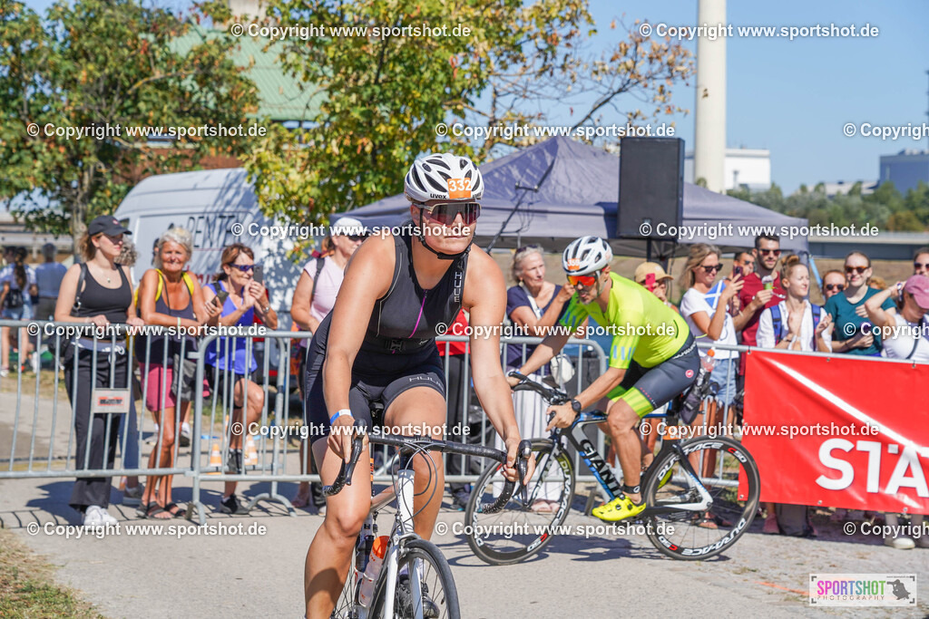 DSC00785 | Vienna Triathlon 2024                                        P3 Event                                                             #yourpictrs #sportshot_your_pictrs                 @Sportshotphotography                                     Photo Credit: www.sportshot.de