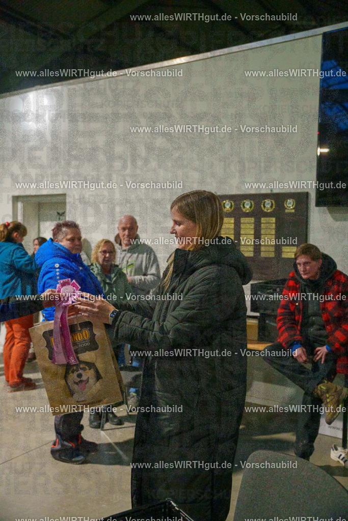 7R509334 | Professionelle Tierfotografie in Mönchengladbach von Daniel Wirth (allesWIRTHgut). Liebevolle & natürliche Bilder von Hunden & Katzen für unvergessliche Erinnerungen.