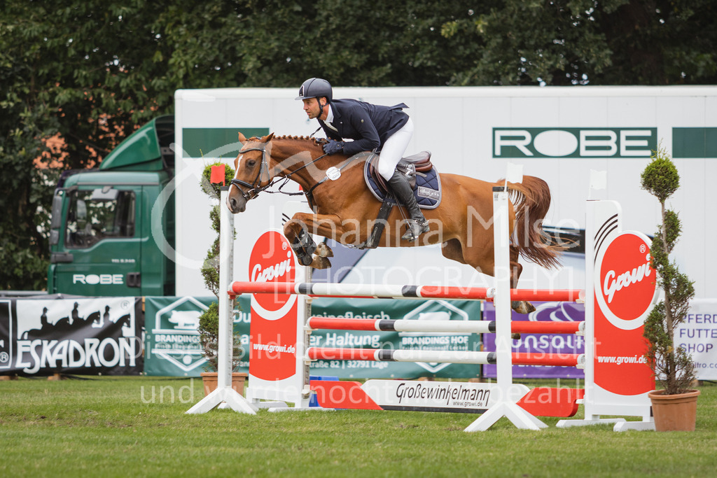 220715_LC_SprPfL2-312 | Deine schönsten Turniermomente als professionelle Fotos! Entdecke hochwertige Pferdesport-Fotografie im Online-Shop. Jetzt Fotos finden & bestellen!