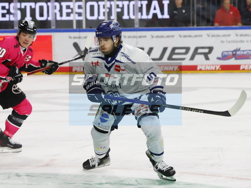 Michael Clarke - STR | Michael Clarke - STR - Realisiert mit Pictrs.com