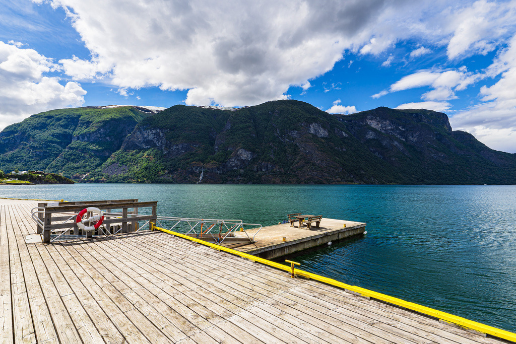 Blick über den Aurlandsfjord in Norwegen | Blick über den Aurlandsfjord in Norwegen.