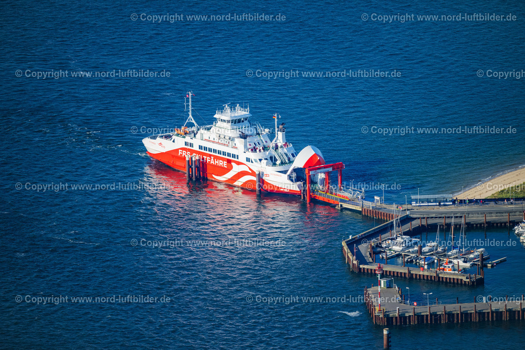 Sylt_Syltfähre_FRS_ELS_2833280824 | LIST 28.08.2024 Fahrt eines Fähr- Schiffes " Limassol " in List auf der Insel Sylt im Bundesland Schleswig-Holstein, Deutschland. // Ride a ferry ship " Limassol " in List at the island Sylt in the state Schleswig-Holstein, Germany. Foto: Martin Elsen