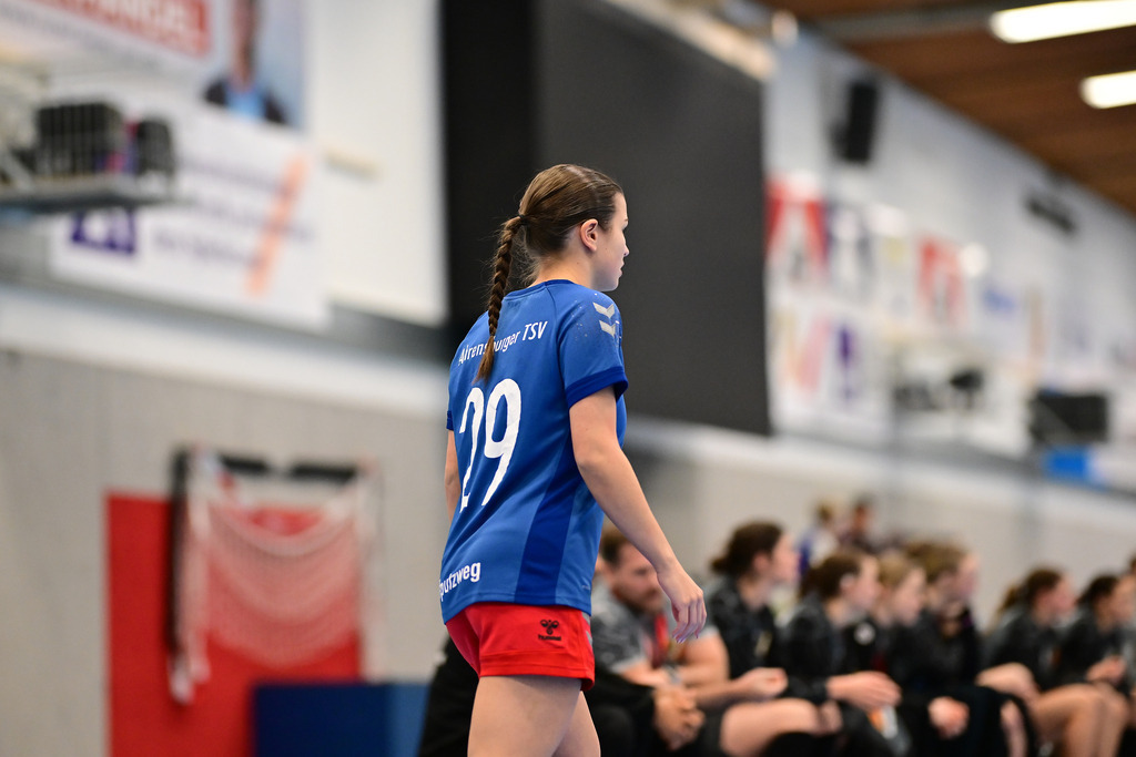 Handball I Frauen I Saison 2024-2025 I Oberliga I 13. Spieltag I TSV Ellerbek - Ahrensburger TSV | Der Sportfotograf. - Realisiert mit Pictrs.com