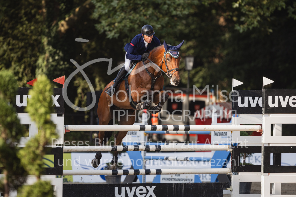 230910_OWLCh_Youngster8y-834 | Deine schönsten Turniermomente als professionelle Fotos! Entdecke hochwertige Pferdesport-Fotografie im Online-Shop. Jetzt Fotos finden & bestellen!