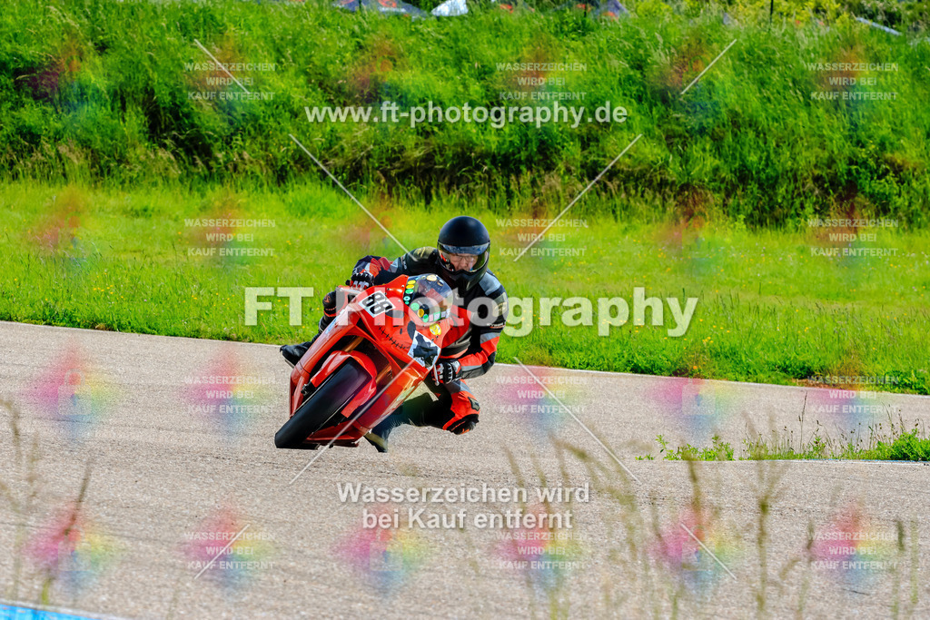 MotoTeam-0352 | Hier findet Ihr Bilder von Touristenfahrten auf der Nürburgring Nordschleife oder von anderen Veranstaltungen die ich besucht habe. Viel Spass beim Durch Schauen 