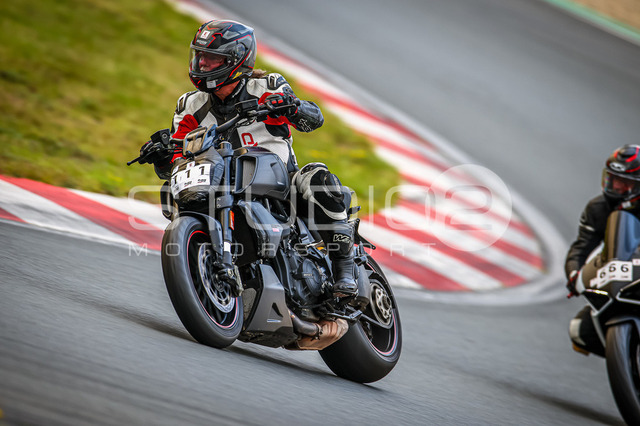 0111-250910-OSL-011_111 | Deine Full-Service-Agentur für ✔️Videoproduktionen und ✔️Motorsportfotografie Jetzt Angebot anfragen!