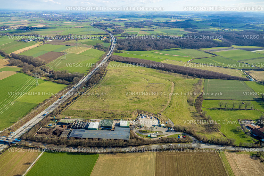 Froendenberg230214363 | Luftbild, GWA-Deponie Ostbüren, Freifläche für geplanten Solarpark, Autobahn A44, Ostbüren, Fröndenberg, Ruhrgebiet, Nordrhein-Westfalen, Deutschland