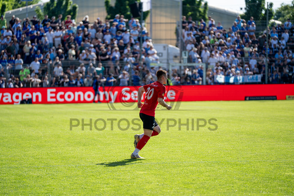 Stuttgarter Kickers vs. SG Sonnenhof Großaspach, Fussball, WFV-Pokal, Finale, 23.05.2026 | Leon Maier (SG Sonnenhof Großaspach, #20),Stuttgarter Kickers vs. SG Sonnenhof Großaspach, Fussball, WFV-Pokal, Finale, 23.05.2026