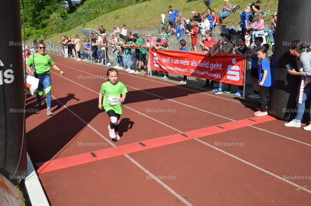 17-00-49_ | Meisterchip Fotoshop - Realisiert mit Pictrs.com